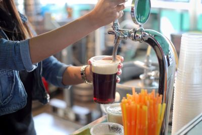 Bar, Tavern, Pub, and Sports Bar Insurance in Grants Pass, OR – Protect Your Business with Spitz Insurance Agency 541-479-7312